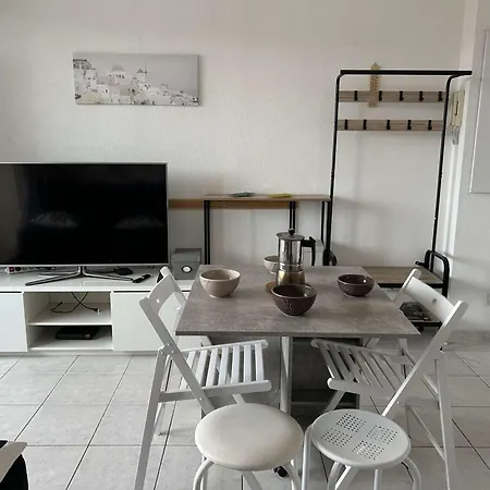 Appt 2 Pieces Avec Piscine Et Parking, Port Camargue - Fr-1-250-310 Le Grau-du-Roi